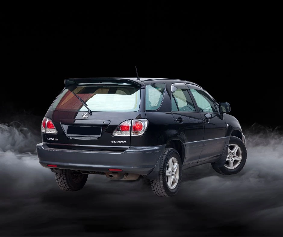 Car loan calculator tool showing $10,000 vehicle financing example and payment calculation
